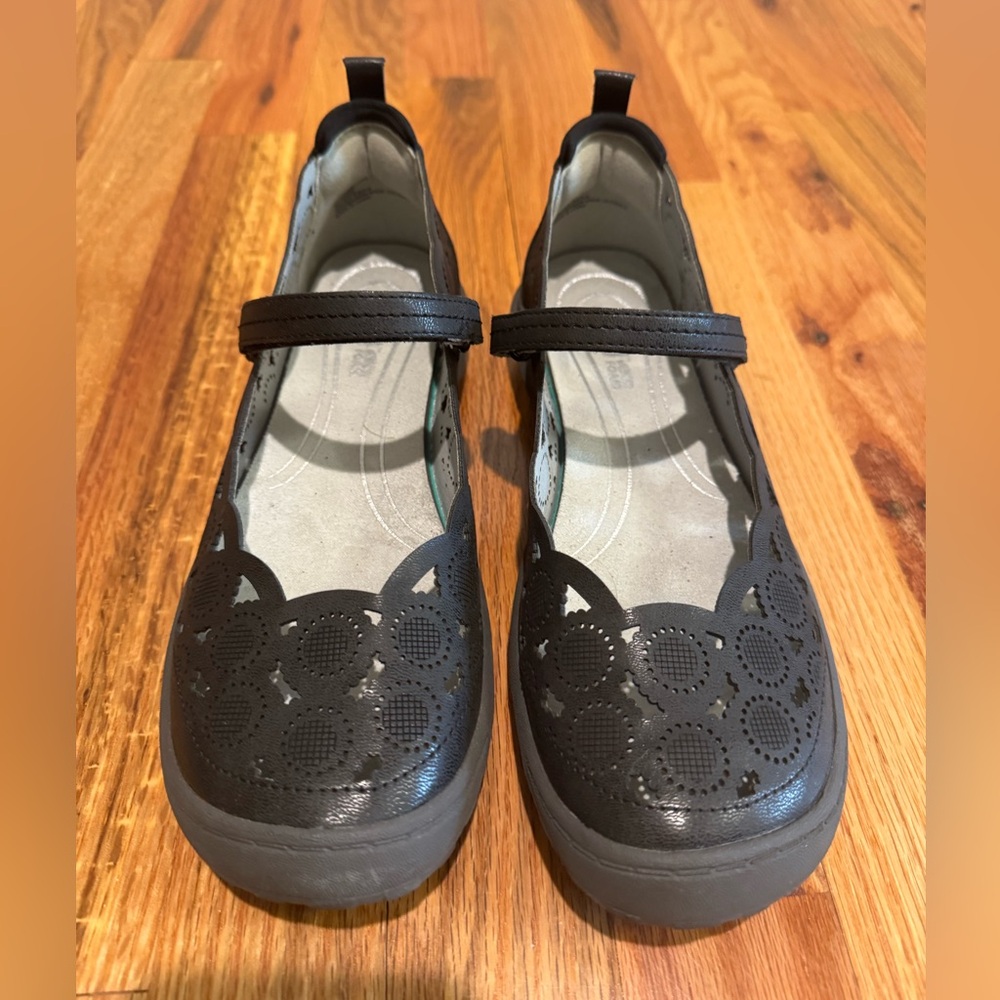 JBU Black Laser-Cut Mary Jane Flat - Picture 5 of 11